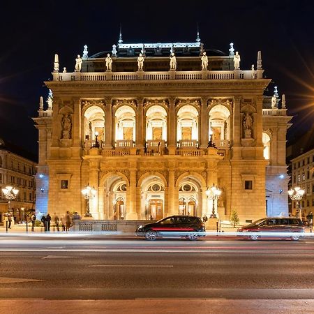 Centrum Opera Luxury Apartment With Free Garage Budapest Exteriör bild